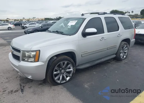 2010 Chevrolet Tahoe Ls z USA, uszkodzony, nr VIN 1GNUCAE00AR114317